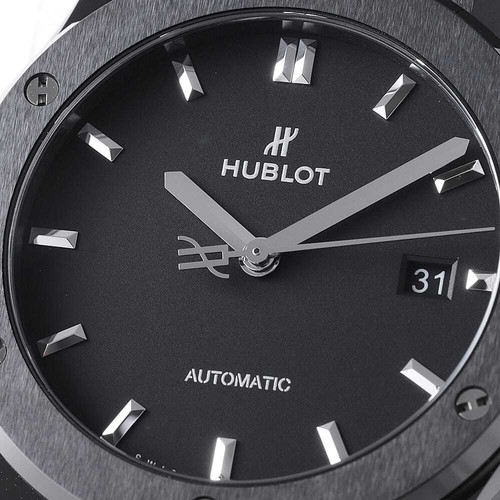 HUBLOT Classic Fusion Black Magic Ceramic 542.CM.1171.RX second hand mens - Picture 7 of 9