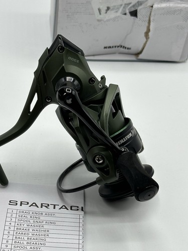 KastKing Spartacus II Baitcasting Reels 7.2:1 Stryker Green Reel - Picture 3 of 12
