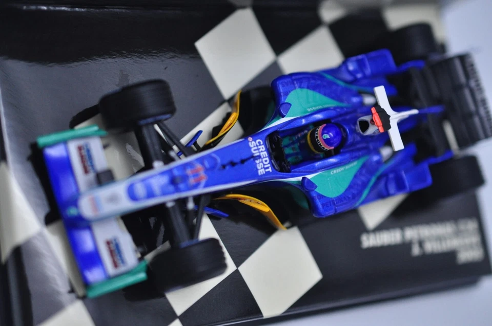 Minichamps PMA 1:43 Sauber Petronas C24 F1 2005 Jacques Villeneuve Excellent - Image 4 of 4