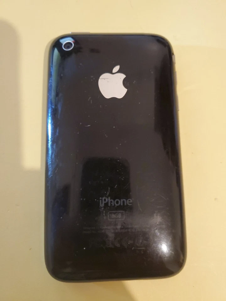 Apple iPhone 3G - 8GB Black (O2) A1241 (GSM) 170 Lovely Condition GENUINE APPLE - Image 2 of 4