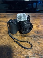Sony Alpha ZV-E10 Vlog Camera - Black Hardly used 