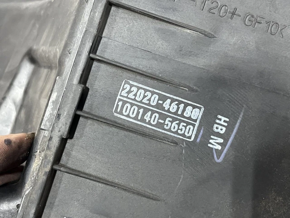 2001 LEXUS GS300 CAIXA DE FILTRO LIMPADOR DE AR CAIXA 22020-46180 - Imagem 3 de 4