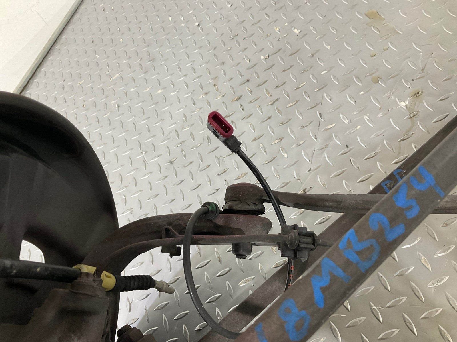 Maybach 57 2008 REAR+LEFT Steering knuckle