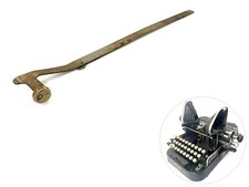 Original Q Key for Oliver No.3 Typewriter Antique Part No.4 Keytop Keyboard thumbnail