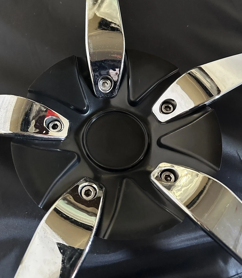 Ruedas BAZO # C513501CAP-B501. Tapa central NEGRO 22" INSERTOS CROMADOS Foto 3 de 4