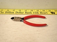 Vintage  Crescent Bell  System #932-5 Diagonal cutting 5"  Pliers made in USA