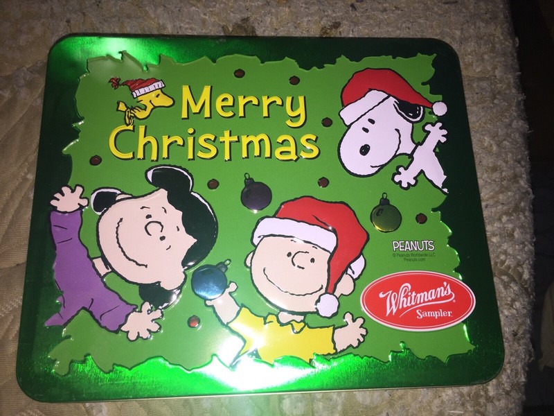 Snoopy Peanuts Christmas Whitman's Tin Peanuts Gang Green Charlie Brown Lucy