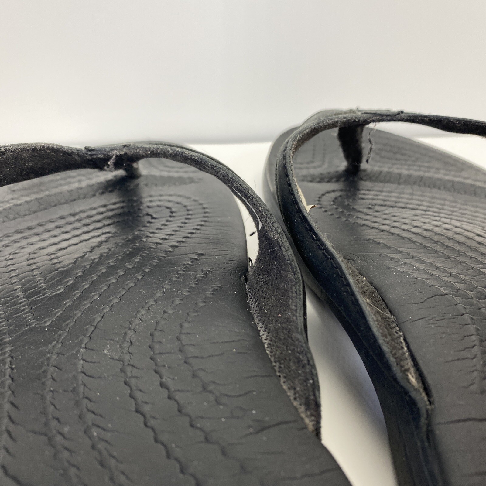 CROCS Sandals Black Rubber Thong Flip Flops Mens Sz 1… Gem
