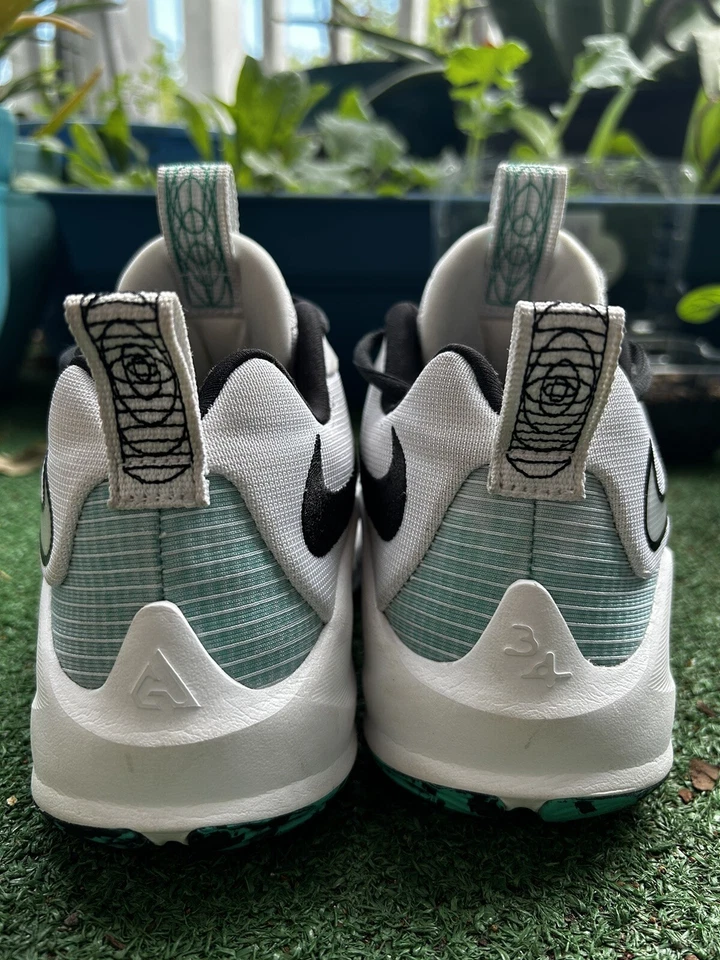 Nike Zoom Freak 3 Clear Emerald Big Kids Youth Size 4Y Teal White Lightly Used - Imagem 4 de 4