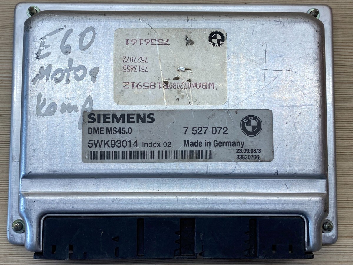 BMW 5 Series E60 Engine Control Unit DME MS45 0 ECU 7527072 BMW 5 Series E60 Engine Control Unit DME MS45 0 ECU 7527072