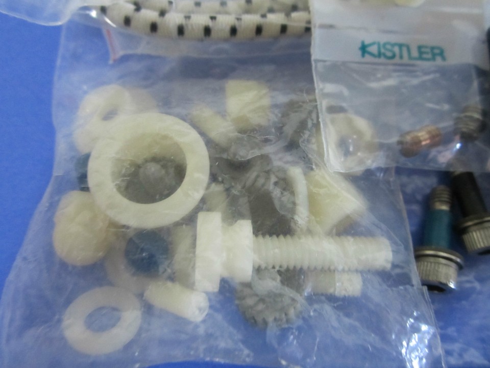 LOT ACCESSORIES PCB piezotronics KISTLER PETRO WAX 1032 STUD for