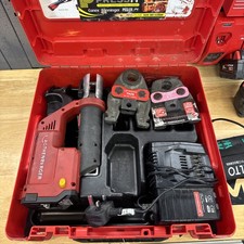 ROTHENBERGER PRESSWERKZEUG mit Ladegerät und Backen, nur Reparaturen/Ersatzteile