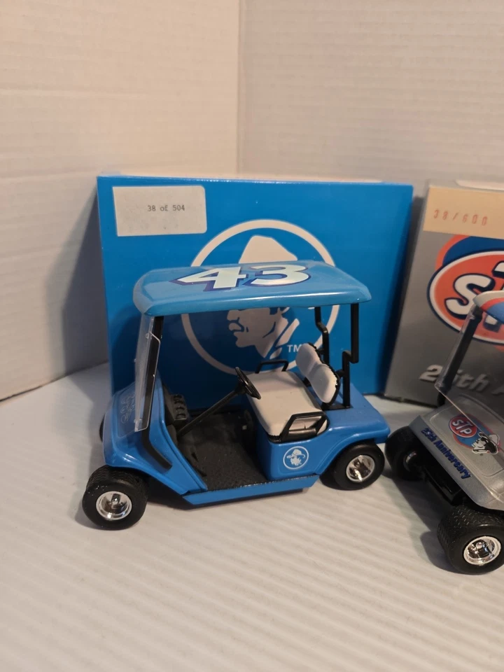 GMP Richard Petty STP Golf Cart 1:16 Bank Key- Set Of 4 - /505 /600 /900 /2004 - Image 2 of 4