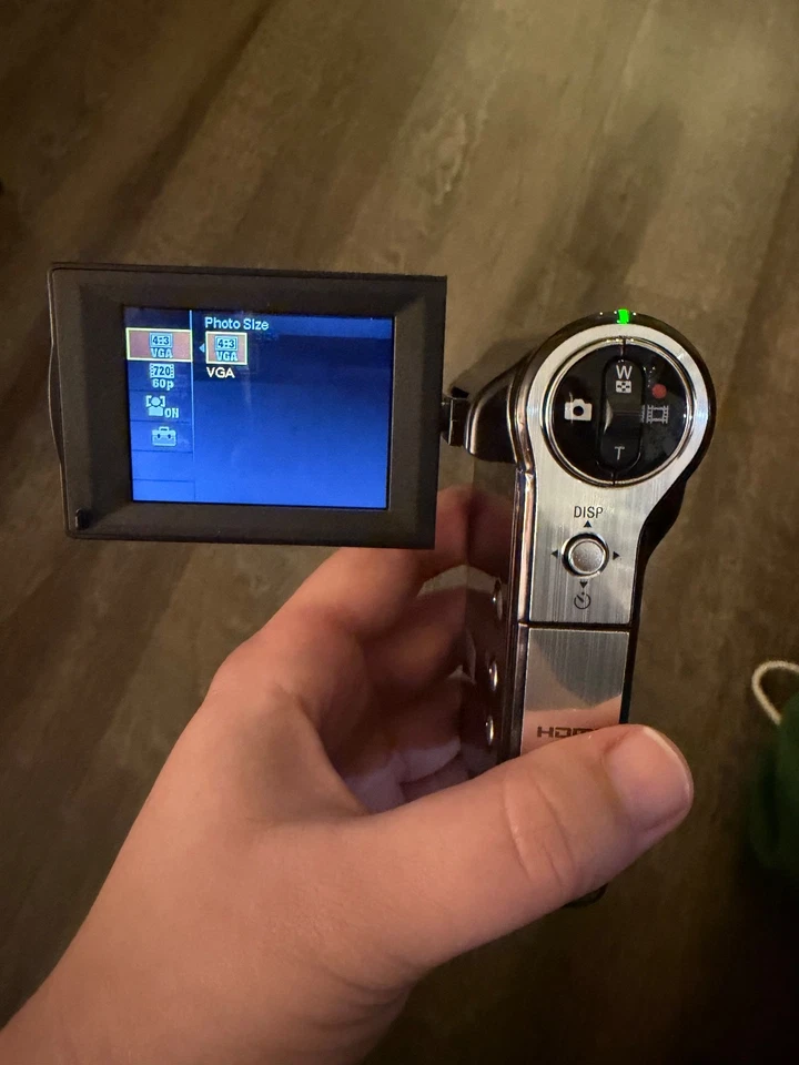 SONY Bloggie  MHS-CM5 Sony Mobile HD Snap Camera Black Working - Image 2 of 4