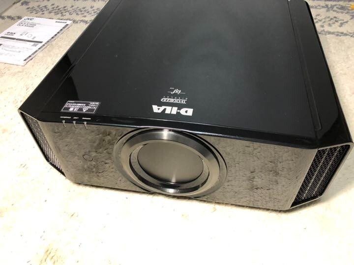 JVC Kenwood DLA-X700R 4K High-End Projector Advanced Home