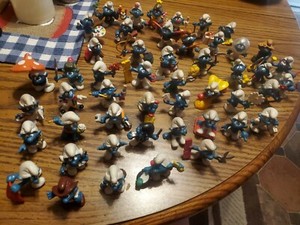 50 Vintage random smurfs figures lot  1970s 80s, includes rare astronaut 60's