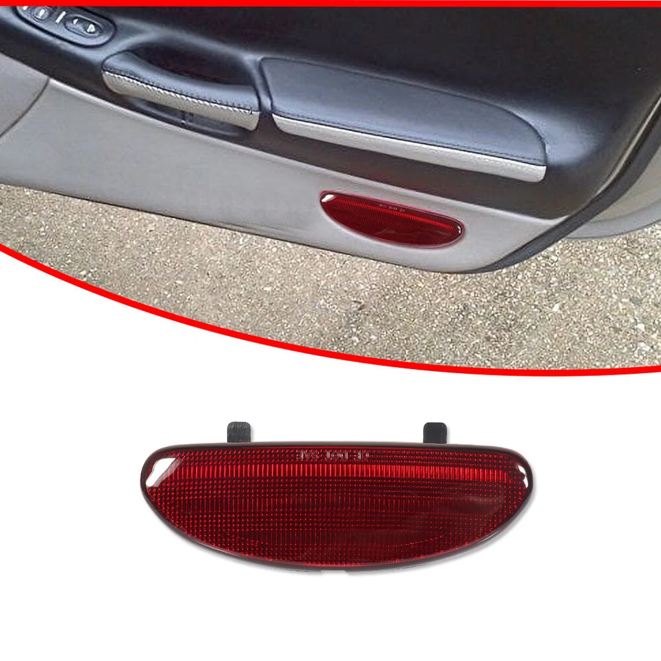 Lente vermelha refletora painel porta Corvette C5 1997 2004 2000 1999 2003 1998 2001 - Imagem 2 de 4