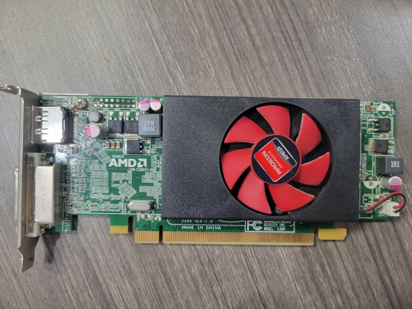 Dell AMD Radeon R5 340 2GB Video Card (109-C86957-00) | eBay