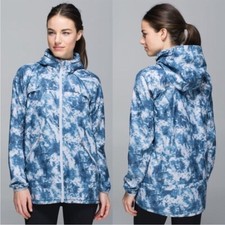 LULULEMON Miss Misty Packable Rain Jacket Sea Side Silver Fox 2