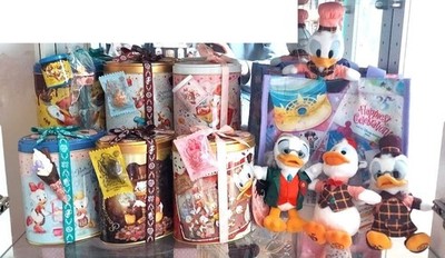 Disney 35th Anniversary Choco Crunch Plush Badge Scrooge McDuck Gus Gus Drake