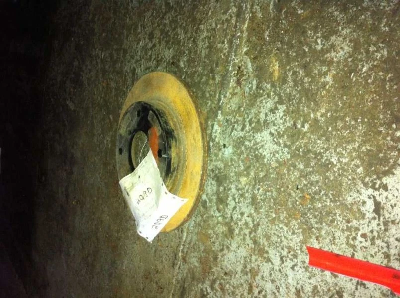 Suzuki Swift 1989 rotor/bambor trasero Foto 2 de 4