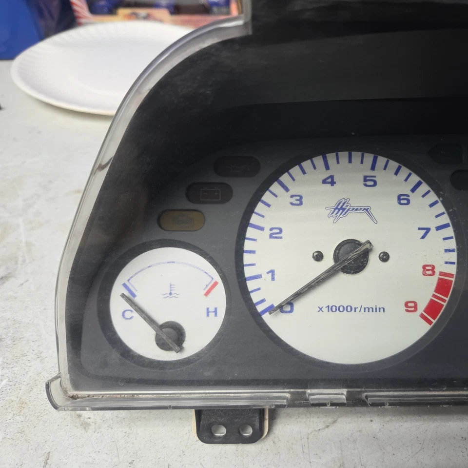 Cuadro de instrumentos Acura Integra 1992-1993 transmisión manual 235 k Foto 2 de 4