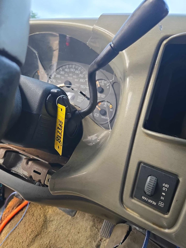 Steering Column CHEVY EXPRESS 1500 02 Foto 2 de 3