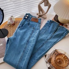Blue Medium Wash Denim Women's Jeans Button Accents 5-Pocket Cotton