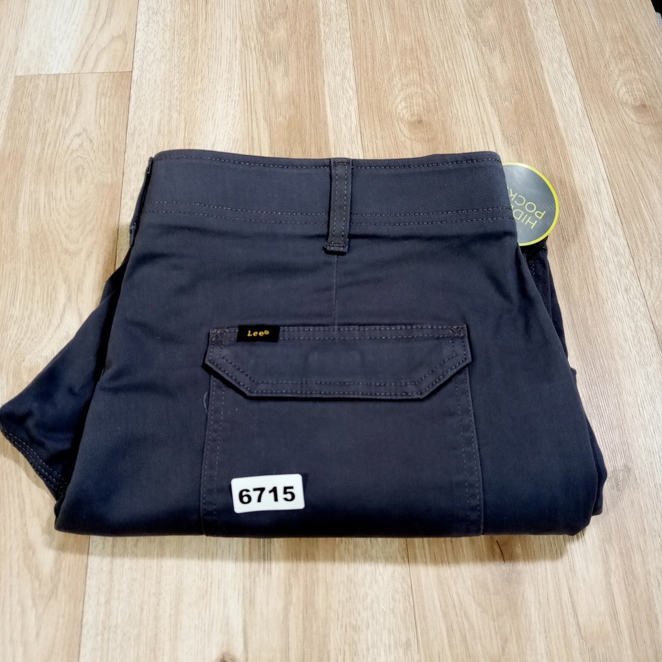 Lee Performance Series Extreme Comfort MVP Straight Fit Cargo Pants ...