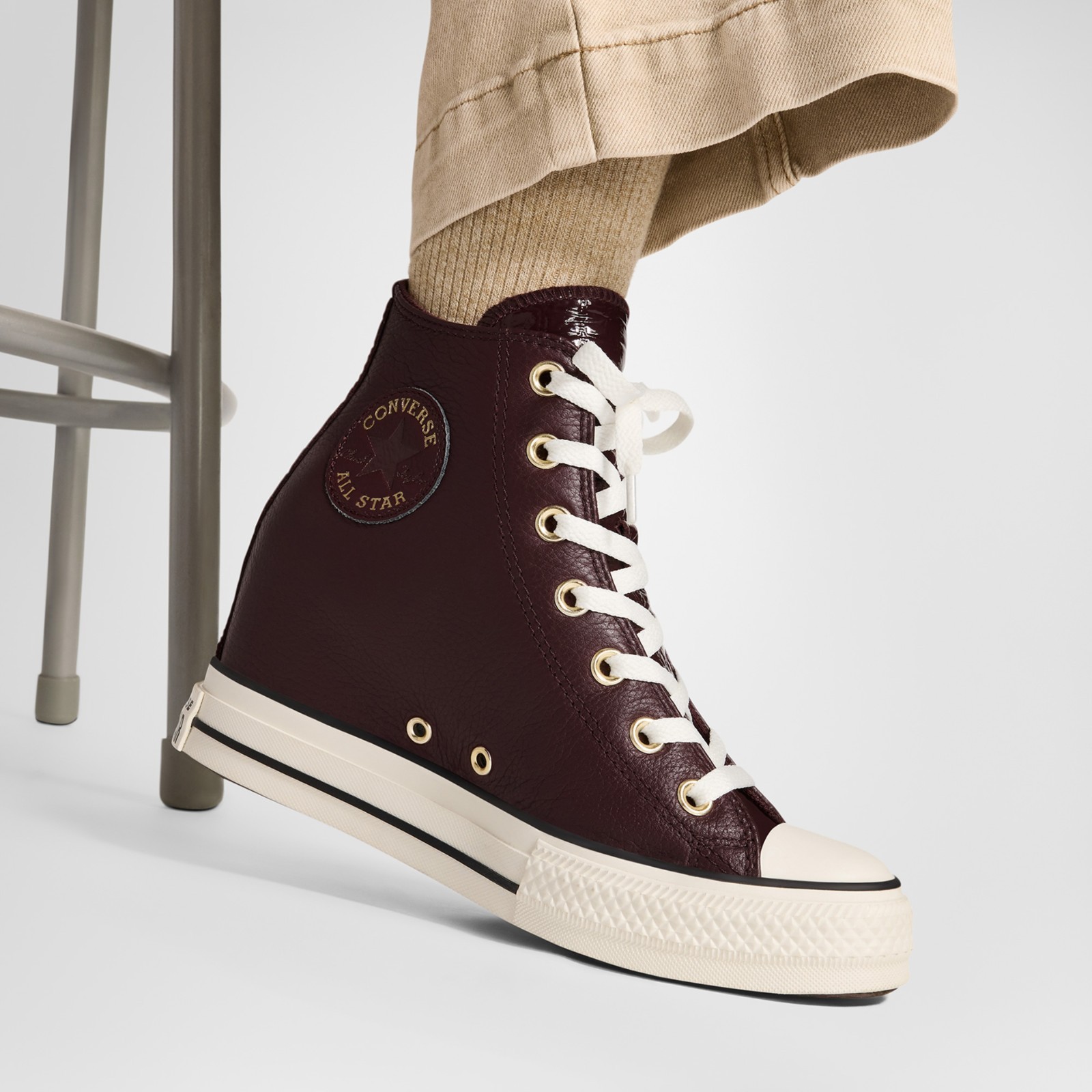 Converse Chuck Taylor All Star Wedge High Top Shoes Size 5