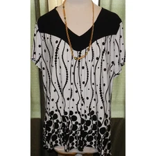 Gitano size 30W / 32W pull over stretch blend blk / wht top plus size women's