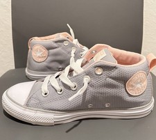 Converse Chuck Taylor All Star Juniors Size 4 Mid Top Gray Pink Shoes 662888F