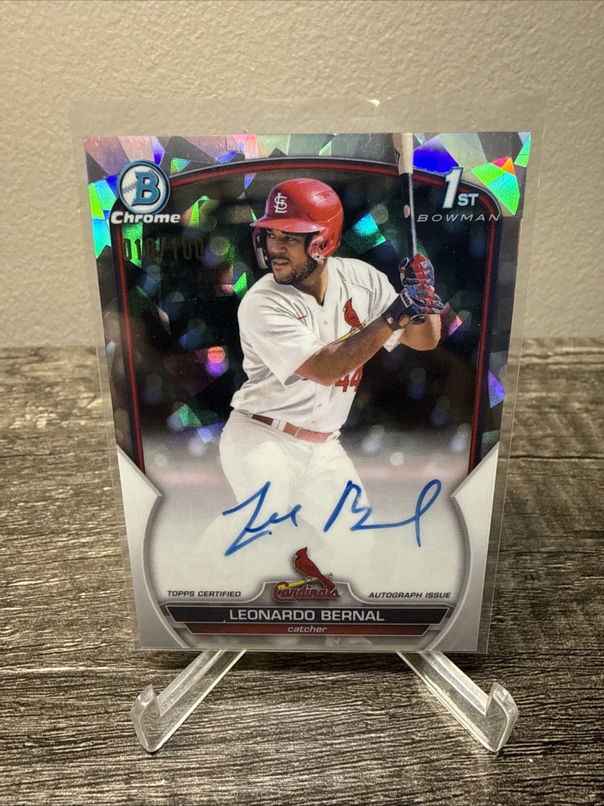 LEONARDO BERNAL 2023 Bowman Chrome 1st Atomic Refractor AUTO #/100 Call Up