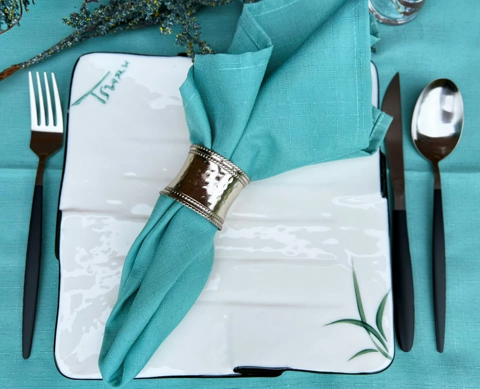 Plato cuadrado de porcelana blanco pintado a mano hojas de bambú y elegante borde negro x6 Foto 2 de 4