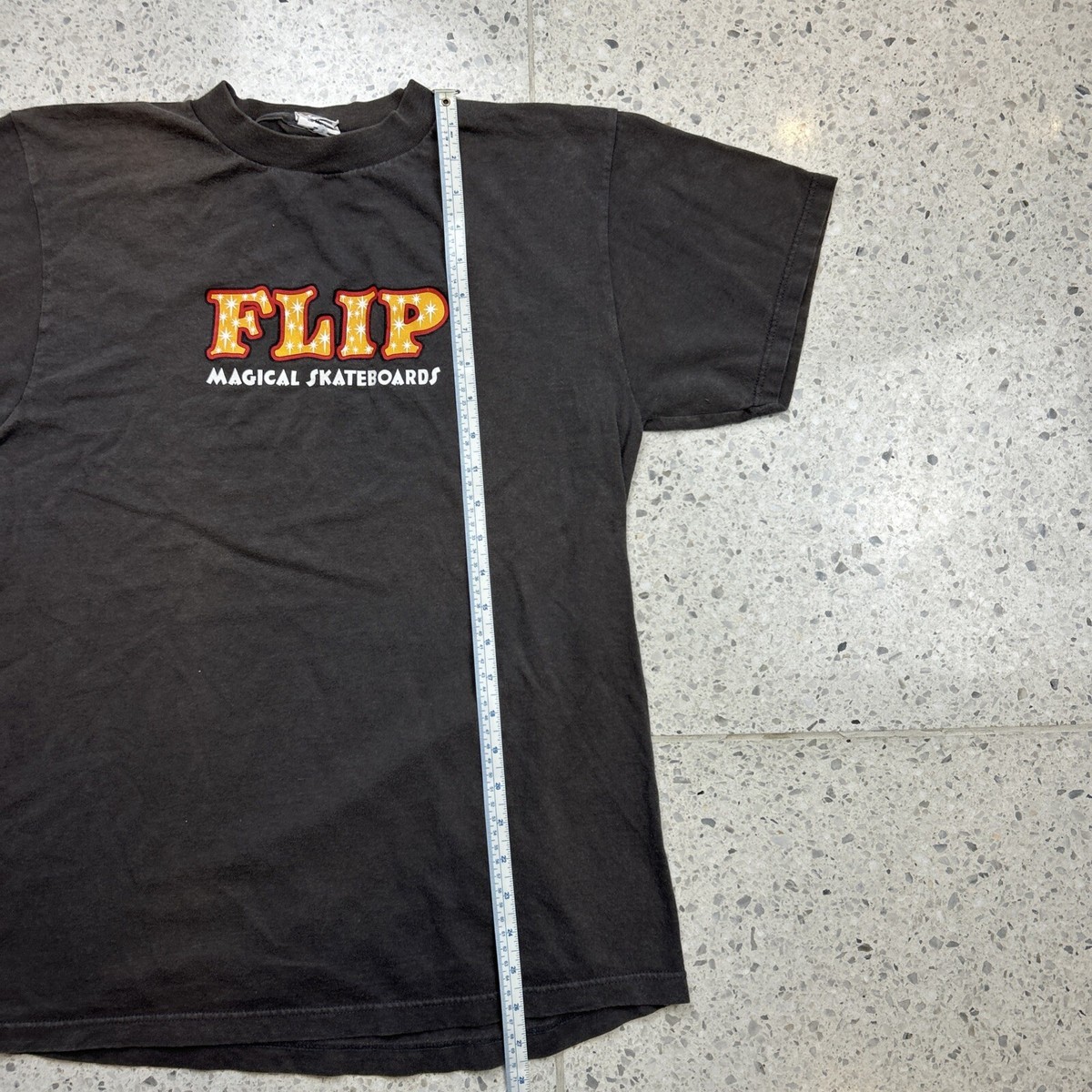 flip skateboards Arto Saari Tシャツ L USA製 s-l1200.jpg