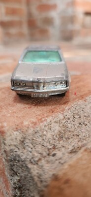 Voiture Miniature Majorette BMW 733 – Collection – Voilier Inclus ? – Occasion