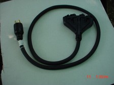 AC Works L1430F520-05BK 5 pies L14-30P 4 clavijas 3A enchufe de bloqueo a 4 enchufes 15/20A