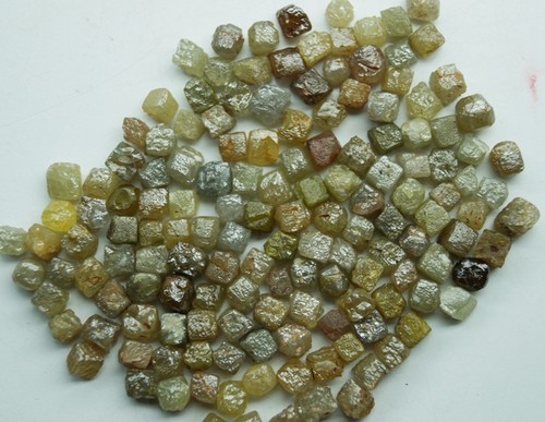 5.00 cts 3mm To 4mm natural mix color congo cube raw diamonds, Box diamonds #002 - Picture 2 of 3