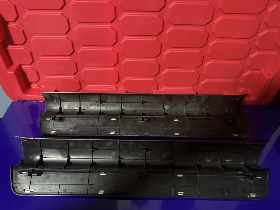 Mazda 3 Speed3 2007-09 puerta lateral izquierda/derecha umbral de entrada placas de desgaste OEM cromo Foto 2 de 2