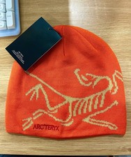 Arc'teryx Bird Head Toque Red.Red Beanie   Merino Wool Winter Hat NWT