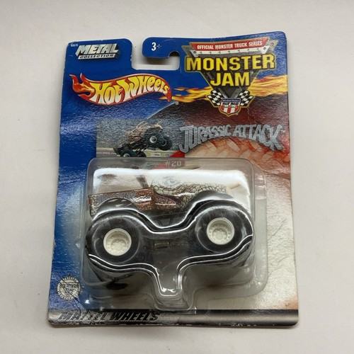 Monster Jam JURASSIC ATTACK Small Hub Hot Wheels Monster Jam 1:64 Diecast Base - Picture 10 of 11