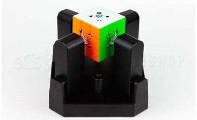 GAN Robot V2 - Speed Cube Solving Robot - Solves in seconds!