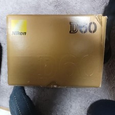 Nikon D60 digital SLR camera body