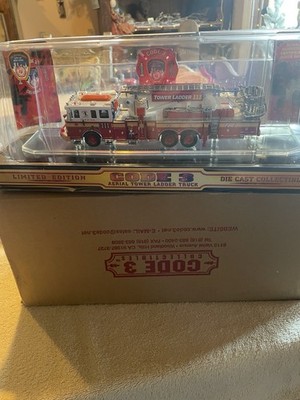 Code 3 Aerialscope Fire Department of New York 2000 Limited Edition #12730-111