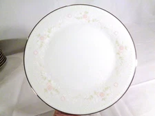 Noritake Temptation 2752 Set of 5 - 10 1/2" Dinner Plates