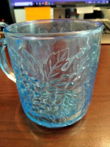 Hermoso Juego de 6 tazas de café vintage KIG Indonesia en relieve. Azul hielo. Foto 2 de 4