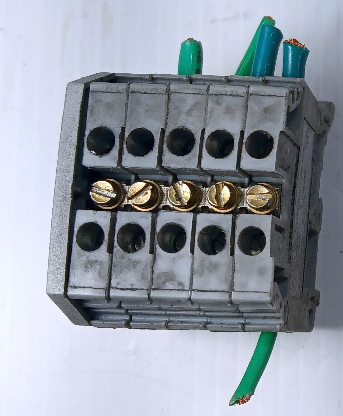 5 USED ENTRELEC M4/6 INDUSTRIAL-STANDARD TERMINAL BLOCKS ***MAKE OFFER***