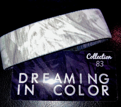 Zox Dreaming In Color Collection 83 Medium Limited Edition Strap And Stitching