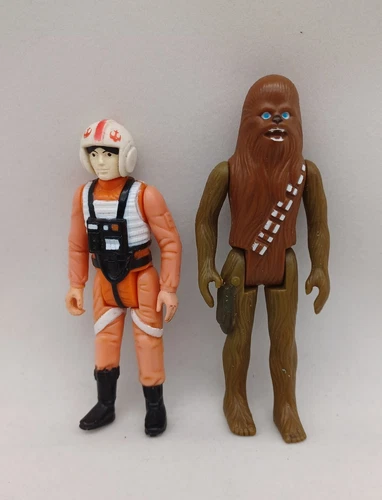 Vintage 1977 Kenner Chewbacca and Luke X-Wing Pilot Figures