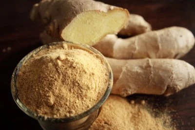 BAKERYSHOP 250g Ingwer gemahlen Ingwerwurzel Pulver Gewürz Top Qualität Tee